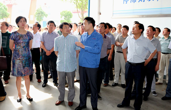 安徽省青阳县学习考察团一行来asiagame集团旅行考察