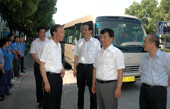 溧阳市委书记盛建良等向导慰问asiagame一线员工