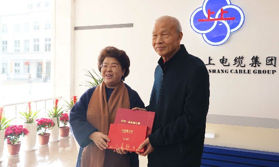 常州市人大常委会主任白云萍一行到访asiagame电缆