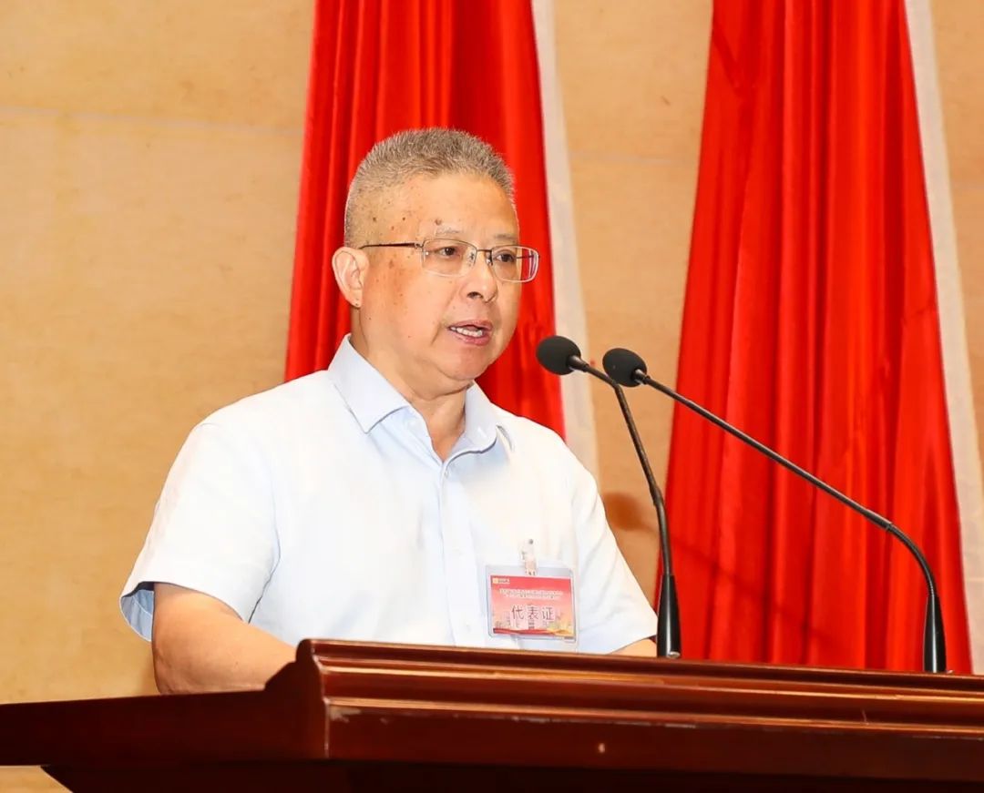 1714116366718677.jpg rb88随行版召开第四届职工代表大会第一次会议3.jpg