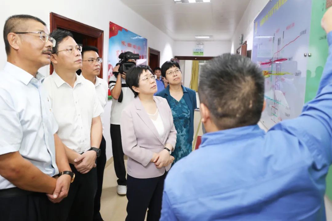 海南省委常委苗延红到rb88随行版调研
