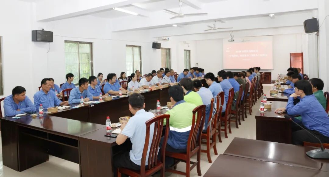 rb88随行版召开“中秋叙情 统战聚力”统战人士座谈会